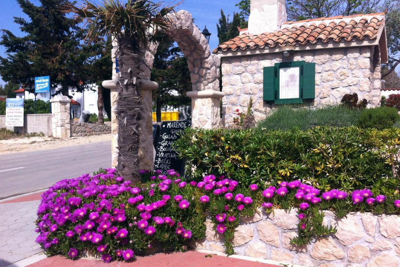 Apartments With A Parking Space Vrsi - Mulo, Zadar - 3276 Exterior foto
